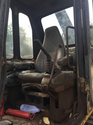 ขาย 495,000 Komatsu  PC120 รุ่น 6 เครื่องดี ปั้มดี ไฟฟ้า ตัด เอกสารเล่มทะเบียน  090-772-3710 090-772-3708