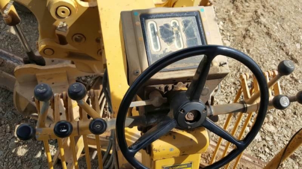 ขาย 2,250,000 รถเกรด CAT 140 G 5 MD เครื่องดี เกียร์แรง รถสวยพร้อมใช้เอกสารพร้อมโอน 090-772-3710 090-772-3708 ขาย 2,250,000 รถเกรด CAT 140 G 5 MD เครื่องดี เกียร์แรง รถสวยพร้อมใช้เอกสารพร้อมโอน 090-772-3710 090-772-3708