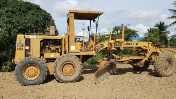 ขาย 2,250,000 รถเกรด CAT 140 G 5 MD เครื่องดี เกียร์แรง รถสวยพร้อมใช้เอกสารพร้อมโอน 090-772-3710 090-772-3708 ขาย 2,250,000 รถเกรด CAT 140 G 5 MD เครื่องดี เกียร์แรง รถสวยพร้อมใช้เอกสารพร้อมโอน 090-772-3710 090-772-3708