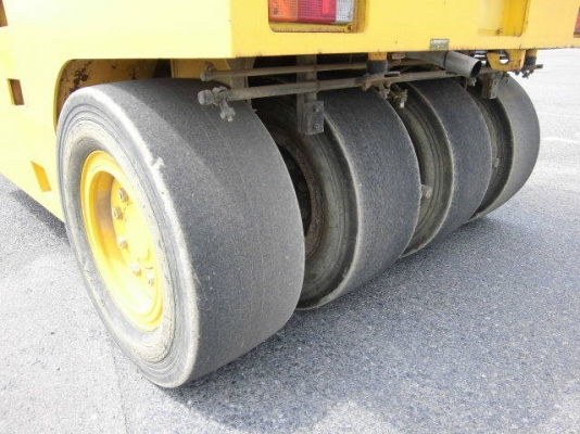 รถบด Kanto รุ่น P20WA-YR1999-1361 Hr นำเข้าจากญี่ปุ่น เครื่อง Isuzu 6BG1 ถูก ๆ เลยครับ