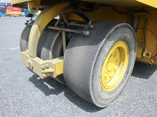 รถบด Kanto รุ่น P20WA-YR1999-1361 Hr นำเข้าจากญี่ปุ่น เครื่อง Isuzu 6BG1 ถูก ๆ เลยครับ