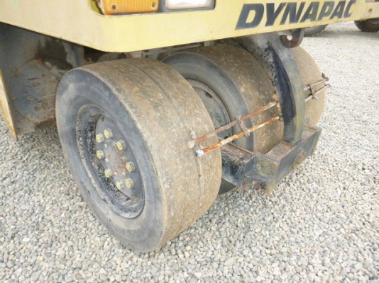 รถบด Dynapac CP201W-40347-YR1992-7073 Hr เครื่อง Hino WO6D นำเข้าจากญี่ปุ่น ราคาถูก ๆ ครับ