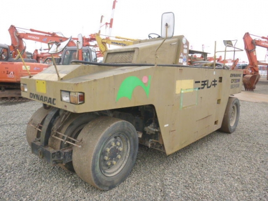 รถบด Dynapac CP201W-40347-YR1992-7073 Hr เครื่อง Hino WO6D นำเข้าจากญี่ปุ่น ราคาถูก ๆ ครับ