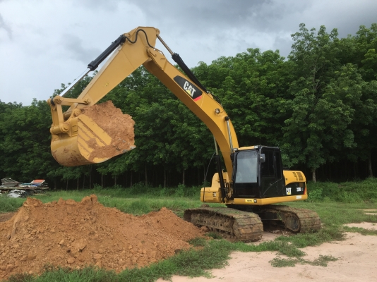 ขายcat320d gc รุ่นประหยัดนำ้มัน