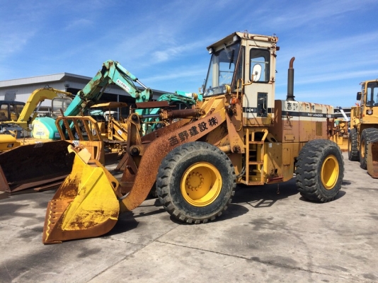 Komatsu 520B-10137-YR1982-7725 Hr นำเข้าจากญี่ปุ่น รถถึงไทยแล้วครับ สภาพดี เดิม ๆ