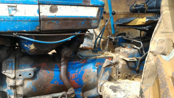 ขายรถไถ FORD 6600 อุปกรณ์5ชิ้น 1.ดันหน้า 2.ผาน7 CMT 3.ตัวจัดหญ้า 4.เจาะหลุม 5.ผา3 ราคา 390,000  มีบริการขนส่งทั่วไทย DC Tractor Rayong 0818618678,0899347475 https://www.facebook.com/DC-Tractor-Rayong-307154532717928/shop?ref=page_internal&amp;rid=30715453