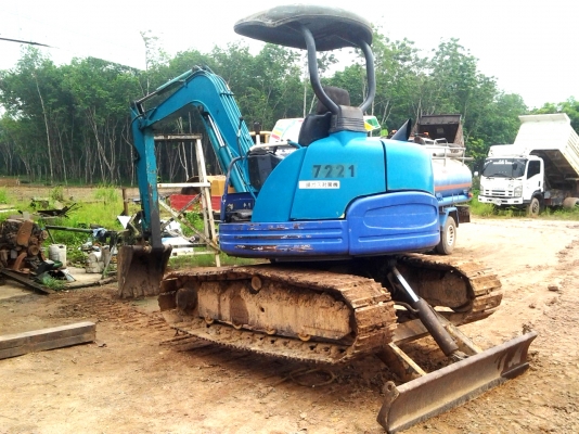 ขาย KOMATSU PC40FR-1 (เก่าไทยประมาณ 2 ปี) รถสภาพสวยมาก รถสภาพพร้อมใช้งาน (รถใช้งานไม่หนัก ใช้ขุดตอม่
