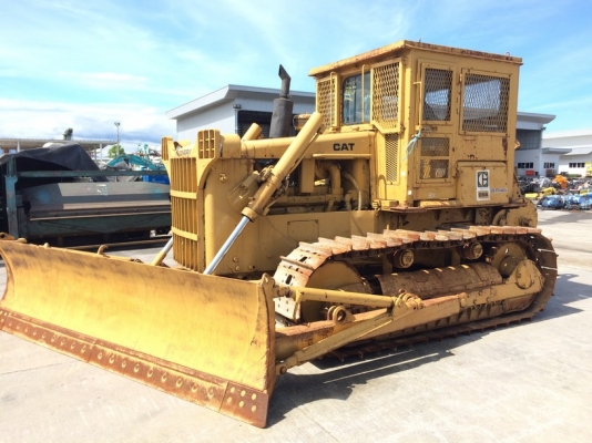 CAT D5B-47X00631-YR1985 เครื่อง 10Z ติดวินช์หลัง นำเข้าจากญี่ปุ่น ถึงไทยแล้วครับ