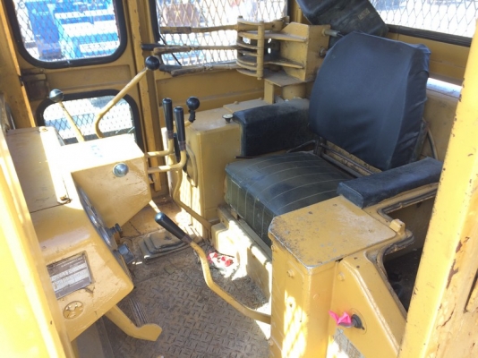 CAT D5B-47X00631-YR1985 เครื่อง 10Z ติดวินช์หลัง นำเข้าจากญี่ปุ่น ถึงไทยแล้วครับ