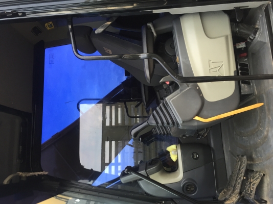 ขายcat 320D gc รุ่นประหยัดนำ้มัน6600ชม