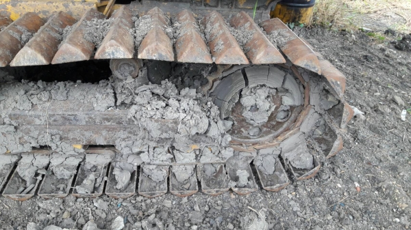 ขาย แทรคเตอร์ KOMATSU D20P-7E สภาพดี เครื่องดี  โซ่ดี  พร้อมใช้ สนใจโทร 089-3818694 ดวงนภา