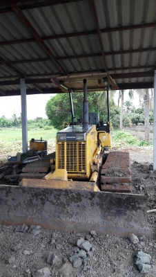 ขาย แทรคเตอร์ KOMATSU D20P-7E สภาพดี เครื่องดี  โซ่ดี  พร้อมใช้ สนใจโทร 089-3818694 ดวงนภา