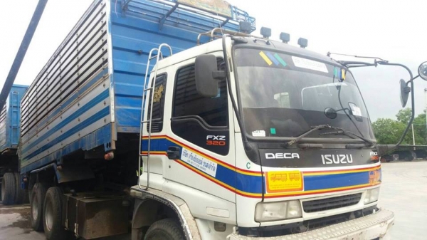 ขายรถ10ล้อ ดั้มเดก้า270 ปี47 ยูโรทู รถสวยสภาพดี รถบ้านใช้งานอยู่ เอกสารถูกต้อง เล่มทะเบียนพร้อมโอน ราคา1,400,000 สนใจโทร 090-8588220คุณนะ 093-3258446คุณบิว หรือเข้าดูสินค้าอื่นๆได้ที่ www.narong2truck.com หรือ www.truck.in.th/498 หรือเพจFacebook ณรงค์ ซื้