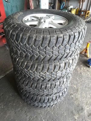 ล้อ+ยาง MT 265/75/16 ปลายปี14 สวยๆ 1ชุด