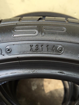 ขายยาง DUNLOP SP SPORTMAXX TT 215-45-18 ปี14 ดอกหนาจัด ไม่มีปะ ไม่กินข้าง ชุดละ 5,900 บาท