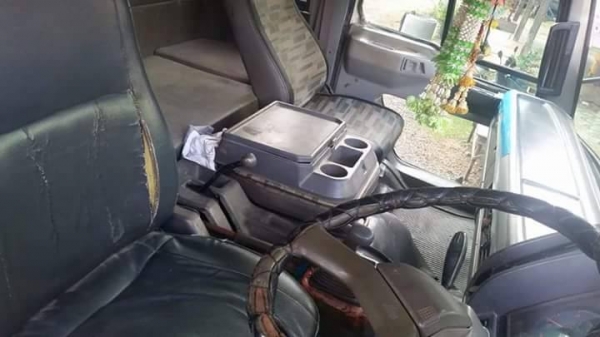 ขายรถ10ล้อ ดั้ม2เพลา 3H เครื่อง195แรง รถสวยมาก รถบ้าน ต้องการขายด่วน สภาพพร้อมใช้งาน เอกสารพร้อมโอน ราคา850,000 สนใจโทร 090-8588220คุณนะ 093-3258446คุณบิว หรือเข้าดูสินค้าอื่นๆได้ที่ www.narong2truck.com หรือ www.truck.in.th/498 หรือเพจFacebook ณรงค์ ซื้อ