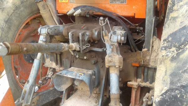 ขายรถไถM9000เครื่องปกติไฮโลลิคผาลหน้า  หลังสะดุดมีแค่ผาล6