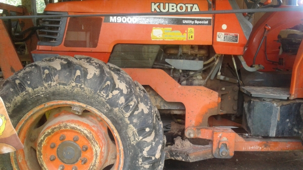 ขายรถไถM9000เครื่องปกติไฮโลลิคผาลหน้า  หลังสะดุดมีแค่ผาล6