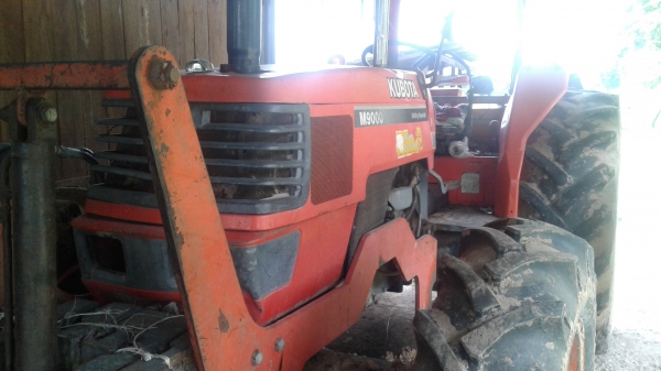 ขายรถไถM9000เครื่องปกติไฮโลลิคผาลหน้า  หลังสะดุดมีแค่ผาล6