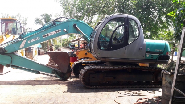 ขายKOBELCO SK120-3  มาร์คไฟว์ซุปเปอร์....มาใหม่....เก่าญี่ปุ่น...สภาพสวยมากๆๆ....เครื่องปั๊มดี...ระบบคล่อง...ชั่วโมงน้อย...สนใจโทร..089-3818694...ดวงนภา