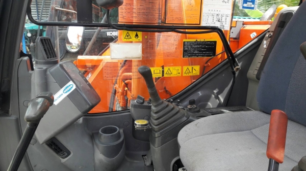 ขายค่ะ...HITACHI..ZX135US...มาใหม่...แทรค70...ปี2008...5,XXX..ชั่วโมง...เก่าญี่ปุ่น.สภาพสวยมากๆๆ  สนใจโทร..089-3818694...ดวงนภา...