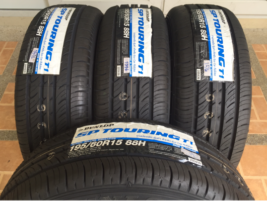 ยางใหม่ Dunlop 195 60 15 ปี16 ราคาเร้าใจ
