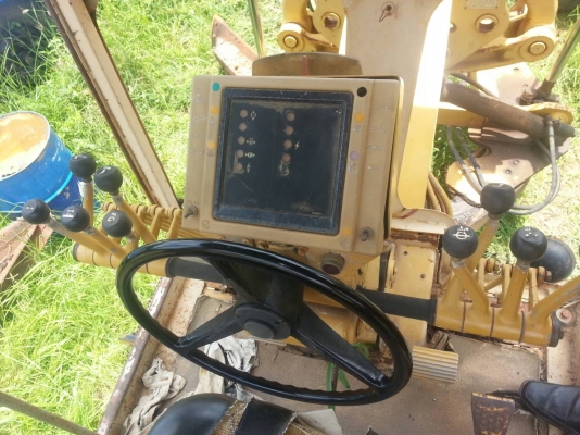 CATERPILLAR รุ่น 5MD-140G