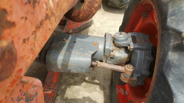 ขายด่วน KUBOTA  M 5000 SU   ใช้ดีทุกระบบ พร้อม อุปกรณ์ดันหน้า ผาน 6 เดิมๆ.