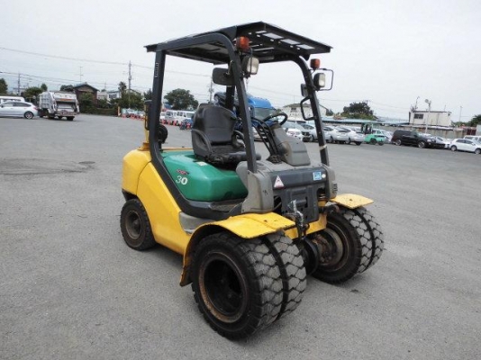 รถโฟล์คลิฟท์ KOMATSU รุ่น FD30T-724281  นำเข้าจากประเทศญี่ปุ่น 100\% ไม่เคยใช้งานในประเทศไทย