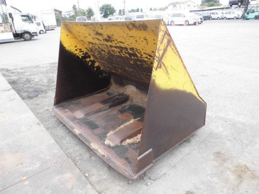 รถโฟล์คลิฟท์ KOMATSU รุ่น FD30T-724281  นำเข้าจากประเทศญี่ปุ่น 100\% ไม่เคยใช้งานในประเทศไทย