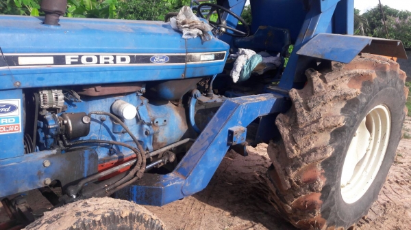 รถคีบอ้อย