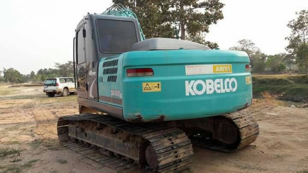 ขายรถแบคโฮ KOBELCO SK.140-8 ไฟฟ้าครบ เอกสารอิมวอย รถพร้อมใช้ สวย 9000 กว่า ช.มราคาย้อมๆแค่.1650000  สนใจรีบจองด่วน