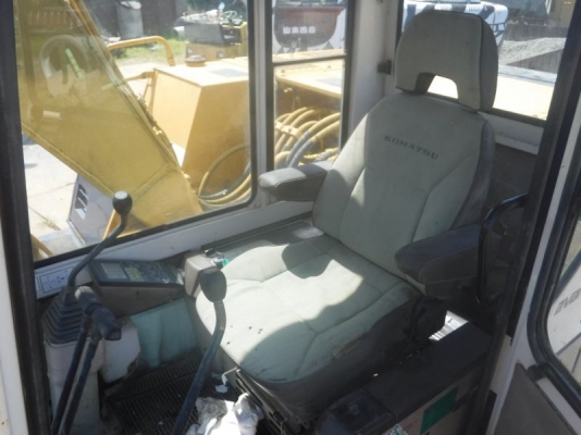 ขายรถขุดนำเข้าเก่าญี่ปุ่น komatsu pc120-5รถสวยเดิม รถถึงไทยเร็วๆนี้สนใจติดต่อสอบถาม 092-3309229 อี๊ด