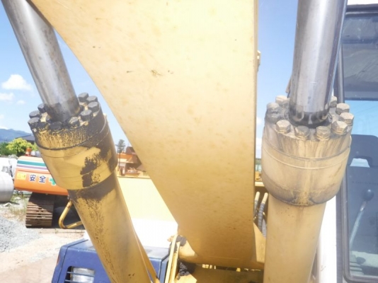 ขายรถขุดนำเข้าเก่าญี่ปุ่น komatsu pc120-5รถสวยเดิม รถถึงไทยเร็วๆนี้สนใจติดต่อสอบถาม 092-3309229 อี๊ด