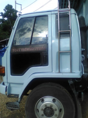 อีซูซุล้อกกี้