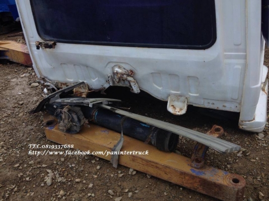 ขายถูกด่วนๆหัวเก๋งรถบรรทุก 10 ล้อ(มีแค๊ป)-หัวลาก /CABIN NISSAN UD *สินค้าเก่าไทย ขายตามสภาพ* ราคาเพียง 18,000 บาท