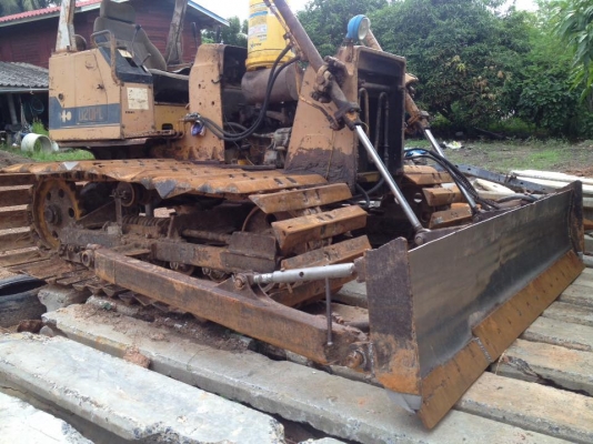 ทำสีเครื่องจักรกลหนักทุกชนิด