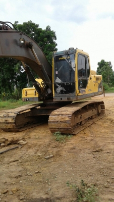 รถขุดสภาพดีใช้งานประจำยุครับรถบ้านแท้ไม่ใช้รถซ่อมขายลดสุดๆวันนี้1,100,000บาทครับ