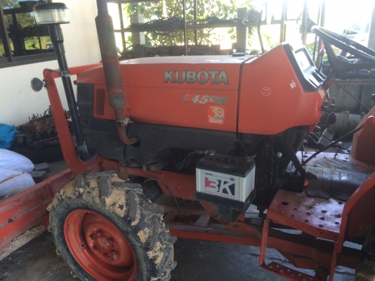 ขายรถไถ 45 แรงด่วนอุปกร 1 ชิ้น     ผานหน้า     ยางหลังเปลียนผึ่งเปลี่ยนใหม่ สภาพลุยงานได้เลย  ต่อทีเบอร์0991751349  สิทธิ์คับ