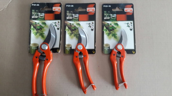 ขายกรรไกรตัดกิ่งไม้ BAHCO Made in FRANCE.มี2ขนาด