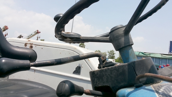 FORD 6610 II T6 2WD ปั้มกลม 360,000 FORD 6610 II T6 2WD ปั้มกลม 360,000