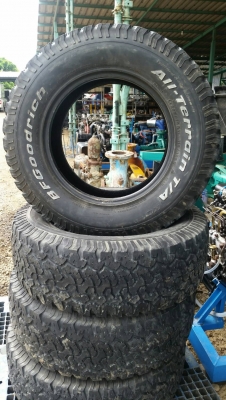 ยาง BF ALL-Terrain 265/70R17 ปี13 (เฉพาะยาง) ยาง BF ALL-Terrain 265/70R17 ปี13 (เฉพาะยาง)