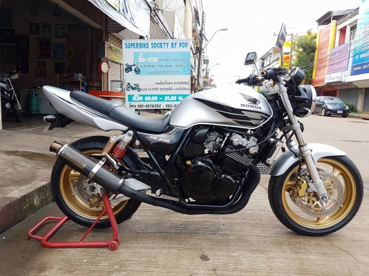 ขายคับ HONDA CB400 TECH1 ปี2001 สีสวย ท่อแต่ง แฮนด์บาร์ อินวอยส์ สรรพสามิตร ราคา 75500 บาท ส่งได้ทั่วไทยคับ สนใจติดต่อ 081-0578282 FACEBOOK ชาญณรงค์ ป๊อป ชัยอมฤต ไอดีไลน์ POPBIGBIKESAKON คับ สนใจรถสวย ถูก ดี ต้อง POP BIGBIKE SAKONNAKHON คลิปวิดีโอ https:/