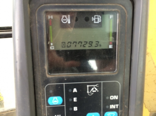 Komatsu PC128US-2EO สภาพสวยจัด ใบแทร็คติดก้อนยาง นำเข้าจากญี่ปุ่น ถึงไทยแล้วครับ Komatsu PC128US-2EO สภาพสวยจัด ใบแทร็คติดก้อนยาง นำเข้าจากญี่ปุ่น ถึงไทยแล้วครับ