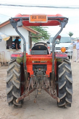 รถไถมือสอง 36 แรง พร้อมใบดันคานบน แถมโรตารี่ รถไถมือสอง 36 แรง พร้อมใบดันคานบน แถมโรตารี่