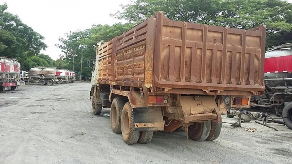 ขายรถ10ล้อ ดั้ม2เพลา FN627 เครื่อง225แรง ปี49 รถสวยสภาพดี เครื่องดี เอกสารพร้อมโอน ราคา1,050,000 สนใจโทร 090-8588220คุณนะ 093-3258446คุณบิว หรือเข้าดูสินค้าอื่นๆได้ที่ www.narong2truck.com หรือ www.truck.in.th/498 หรือเพจFacebook ณรงค์ ซื้อขายรถมือสอง (เว ขายรถ10ล้อ ดั้ม2เพลา FN627 เครื่อง225แรง ปี49 รถสวยสภาพดี เครื่องดี เอกสารพร้อมโอน ราคา1,050,000 สนใจโทร 090-8588220คุณนะ 093-3258446คุณบิว หรือเข้าดูสินค้าอื่นๆได้ที่ www.narong2truck.com หรือ www.truck.in.th/498 หรือเพจFacebook ณรงค์ ซื้อขายรถมือสอง (เว