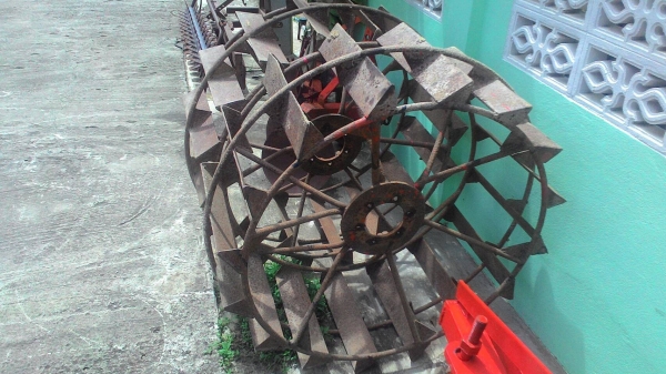 ล้อเหล็กสภาพเก่าเก็บ