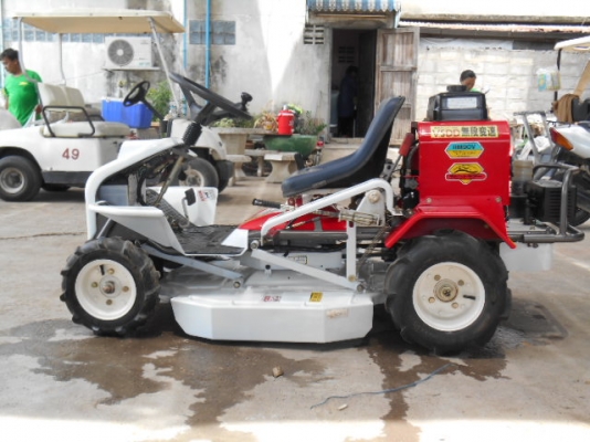 รถตัดหญ้า OREC RM90V พร้อมใช้งาน