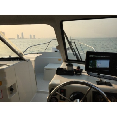 ขายเรือตกปลาไฟเบอร์ Catamaran Nissan SunCat 8 มือสองญี่ปุ่น