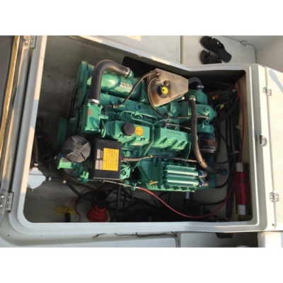 ขายเรือตกปลาไฟเบอร์ Catamaran Nissan SunCat 8 มือสองญี่ปุ่น